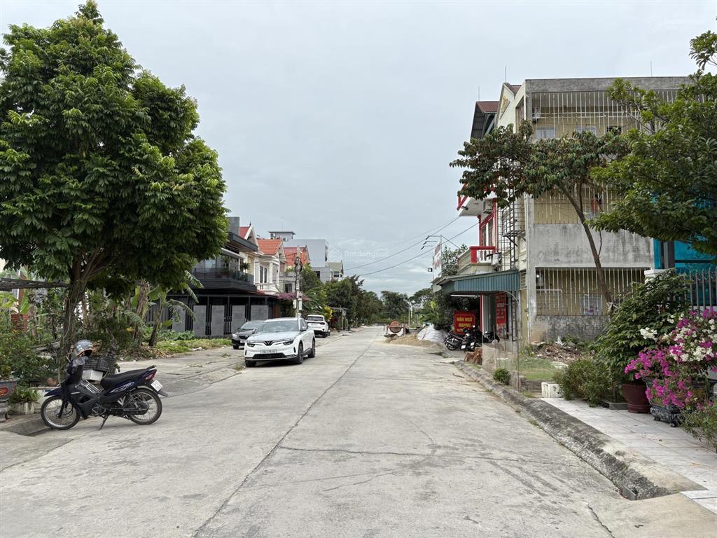 Cần bán lô đất 150 m2 (10 x 15) m khu phân lô đồng quán  thủy sơn  thủy nguyên, giá 4,2 tỷ.
