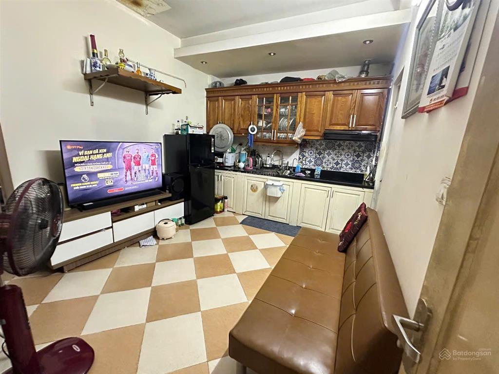 Chính chủ bán căn chung cư ngõ 640 nguyễn văn cừ, 45m2, 2 phòng ngủ