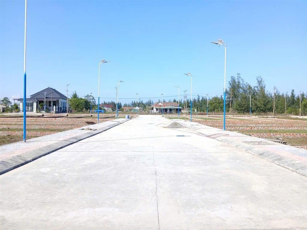 Chính chủ bán lô đất xã nam cửa việt quảng trị  sát khu công nghiệp và sân bay