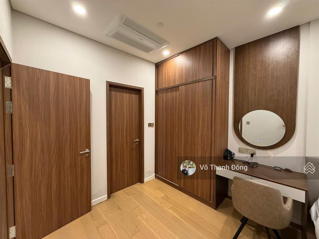 Bán 2 phòng ngủ 70m² the galleria residence, view sông, giá 25 tỷ bao hết, full nội thất đẹp