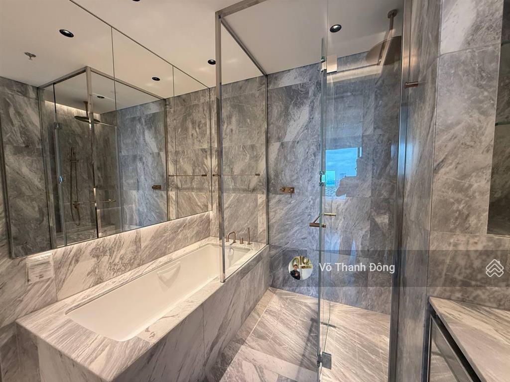 Bán căn 2 phòng ngủ grand marina saigon view sông trực diện, full nội thất, giá tốt 46 tỷ bao hết