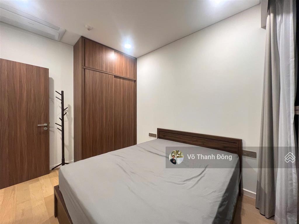 Bán 2 phòng ngủ 70m2 the galleria metropole, view sông, giá 25,5 tỷ bao hết, full nội thất đẹp