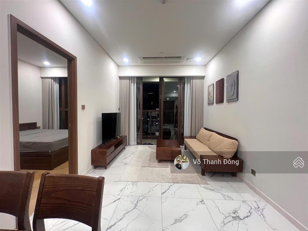 Bán 2 phòng ngủ 70m2 the galleria metropole, view sông, giá 25,5 tỷ bao hết, full nội thất đẹp