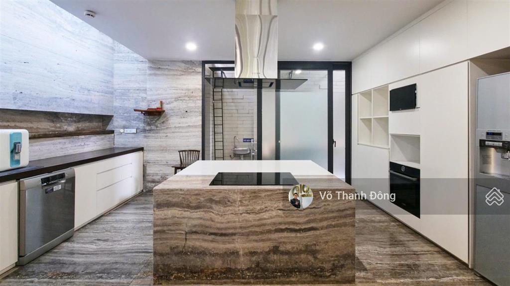 Cho thuê villa nguyễn văn hưởng thảo điền, 557m2, hồ bơi sân vườn, giá 263 triệu