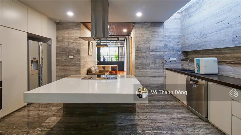 Cho thuê villa nguyễn văn hưởng thảo điền, 557m2, hồ bơi sân vườn, giá 263 triệu