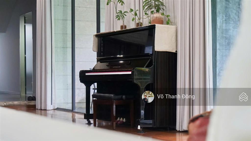Cho thuê villa nguyễn văn hưởng thảo điền, 557m2, hồ bơi sân vườn, giá 263 triệu
