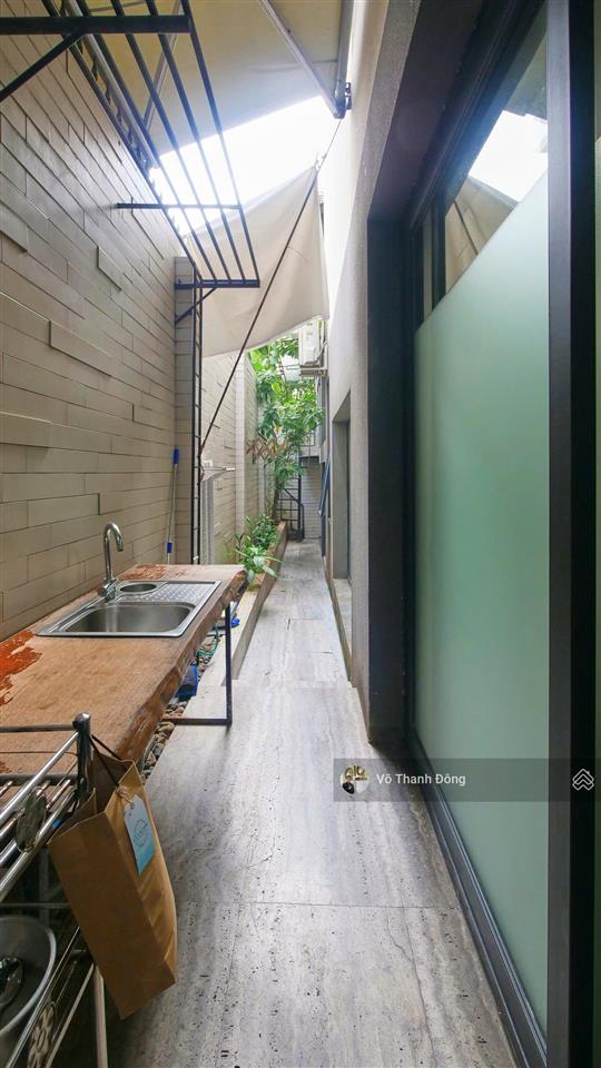 Cho thuê villa nguyễn văn hưởng thảo điền, 557m2, hồ bơi sân vườn, giá 263 triệu