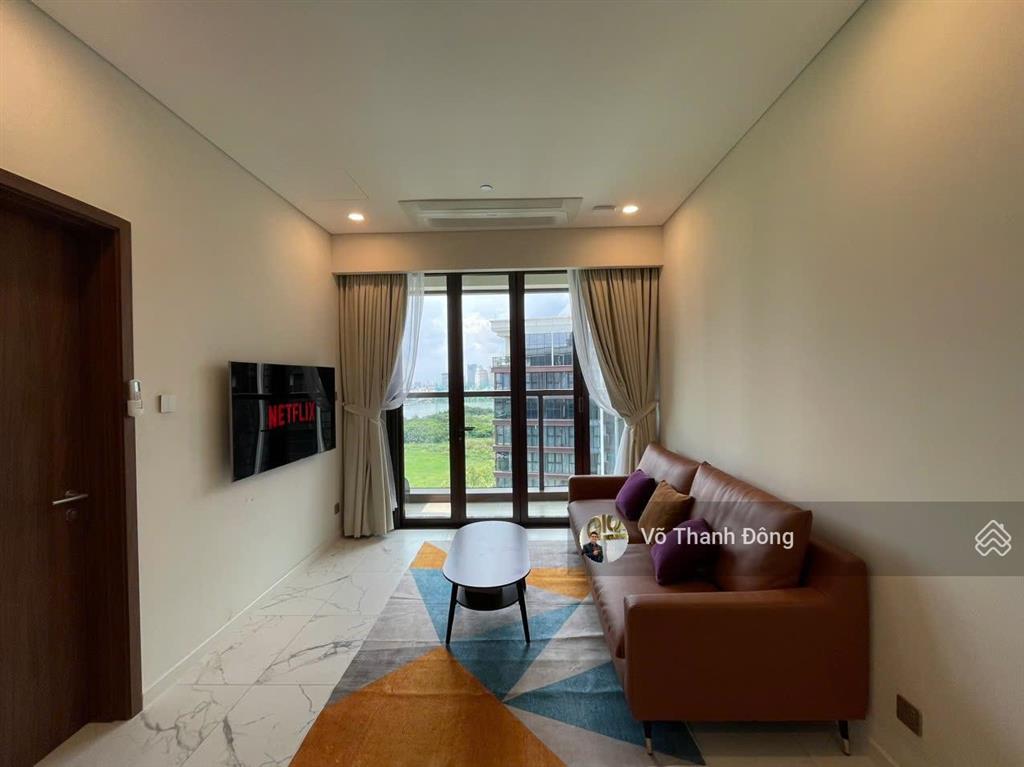 Bán 2 phòng ngủ 70m2 the galleria metropole, view sông vĩnh viễn, tầng cao, giá 26.5 tỷ bao hết