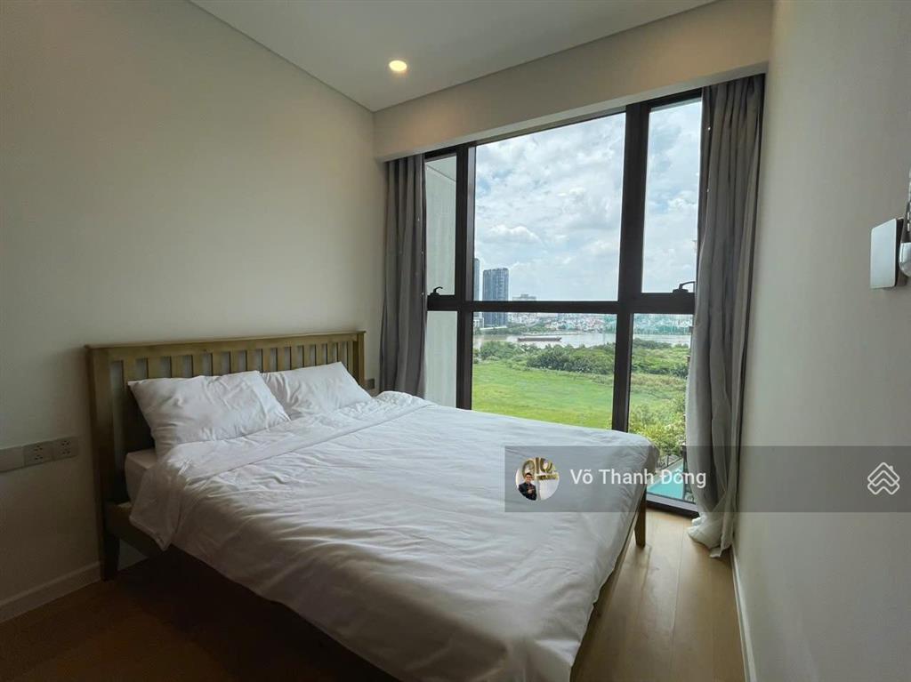 Bán 2 phòng ngủ 70m2 the galleria metropole, view sông vĩnh viễn, tầng cao, giá 26.5 tỷ bao hết