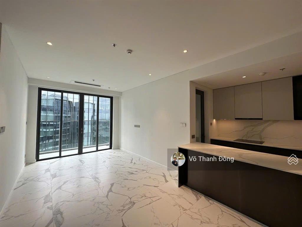 Bán 2 phòng ngủ 83m2 the crest, tầng cao, view sông vĩnh viễn, giá tốt hơn opera chỉ 30 tỷ