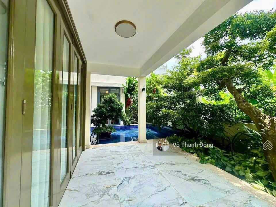 Cần bán biệt thự 350m2 nguyễn văn hưởng, thảo điền, khu vực an ninh, dân cư cao cấp, giá 105 tỷ