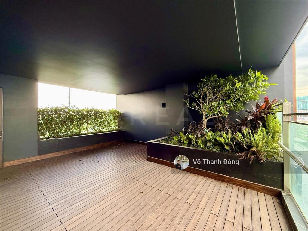 Bán căn 3 phòng ngủ, 300m² define có sân vườn riêng, một trong số ít 1 căn giá tốt 40 tỷ bao hết