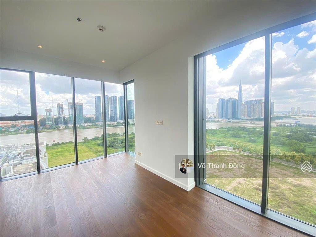Bán 3 phòng ngủ the crest 129m2 view trực diện sông và landmark 81, tầng cao giá 55 tỷ bao hết