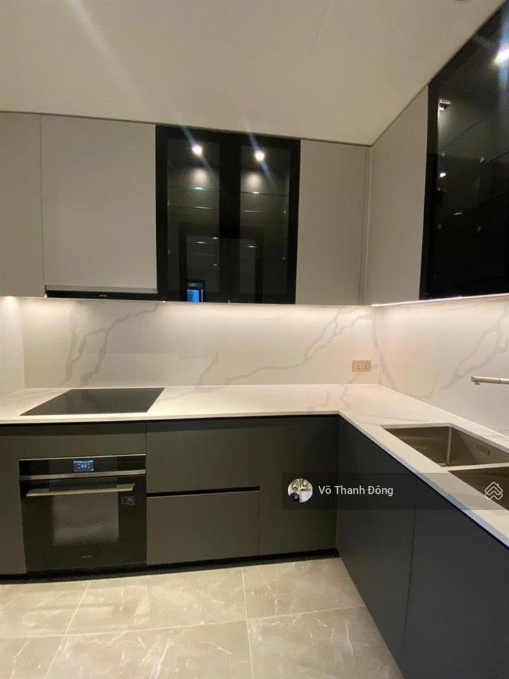 Bán 3 phòng ngủ the crest 129m2 view trực diện sông và landmark 81, tầng cao giá 55 tỷ bao hết