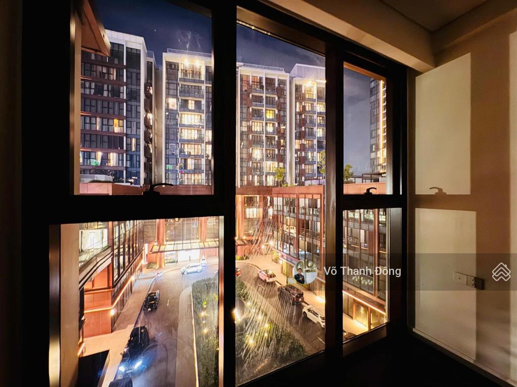 Bán 4 phòng ngủ 170m2 the galleria metropole, view trực diện sông, giá cạnh tranh chỉ 61 tỷ bao hết