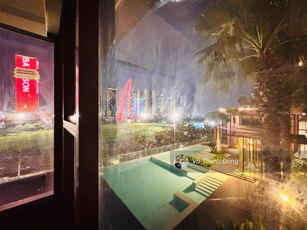 Bán 4 phòng ngủ 170m2 the galleria metropole, view trực diện sông, giá cạnh tranh chỉ 61 tỷ bao hết
