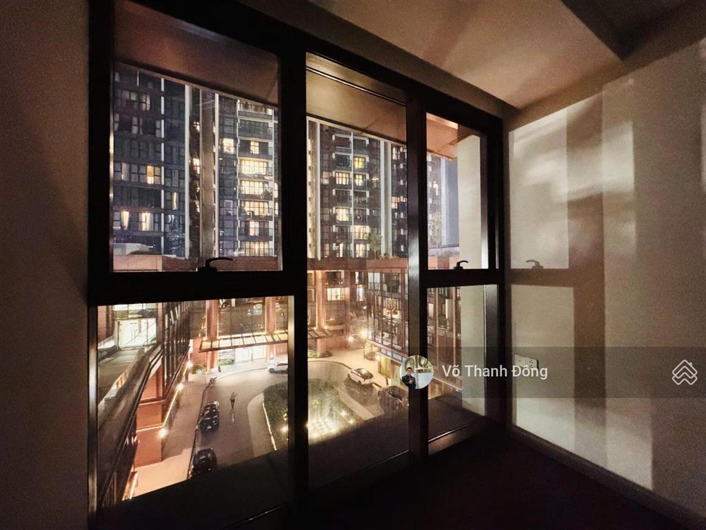 Bán 4 phòng ngủ 170m2 the galleria metropole, view trực diện sông, giá cạnh tranh chỉ 61 tỷ bao hết