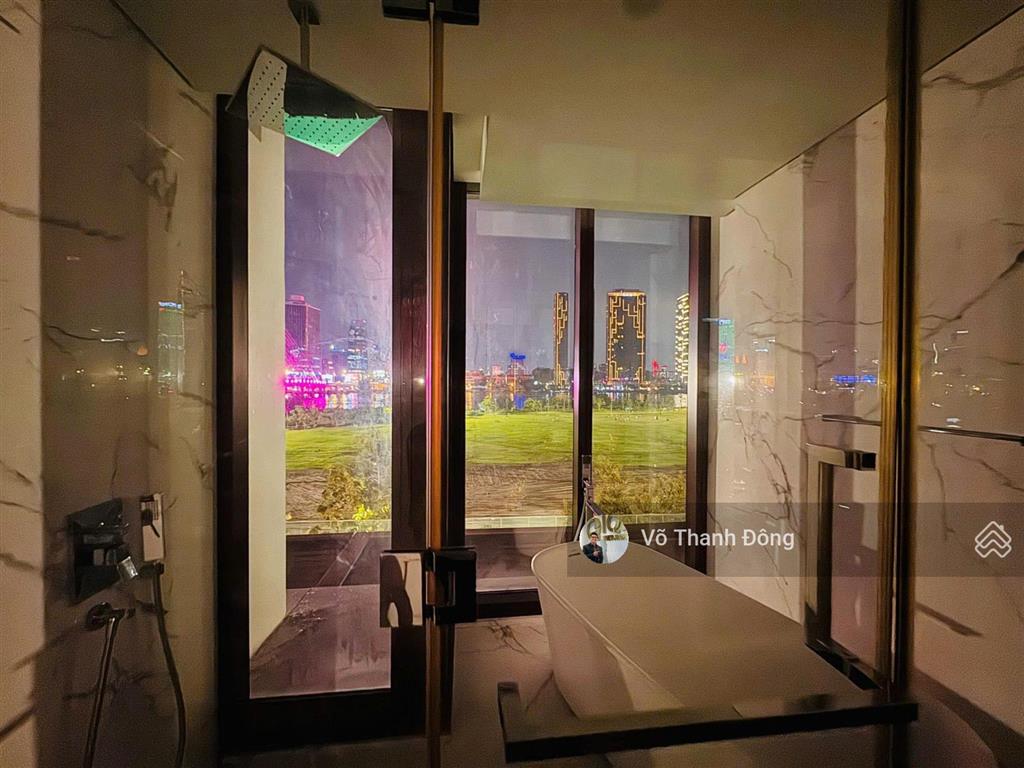 Bán 4 phòng ngủ 170m2 the galleria metropole, view trực diện sông, giá cạnh tranh chỉ 61 tỷ bao hết