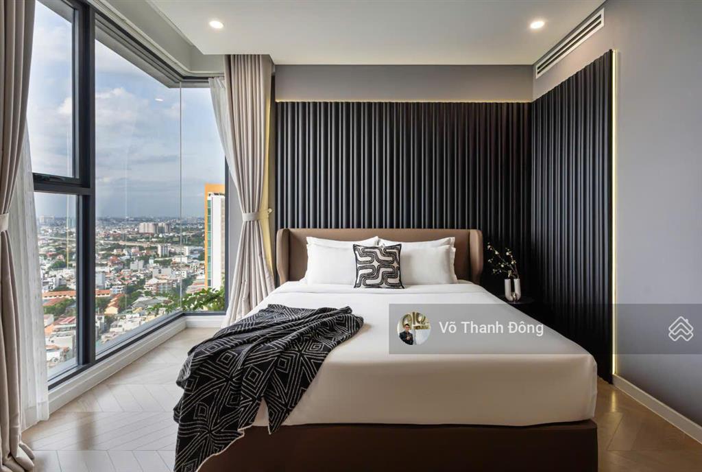Bán 3 phòng ngủ lumiere riverside, view sông, tầng cao, giá tốt 17,5 tỷ all in, nội thất cao cấp