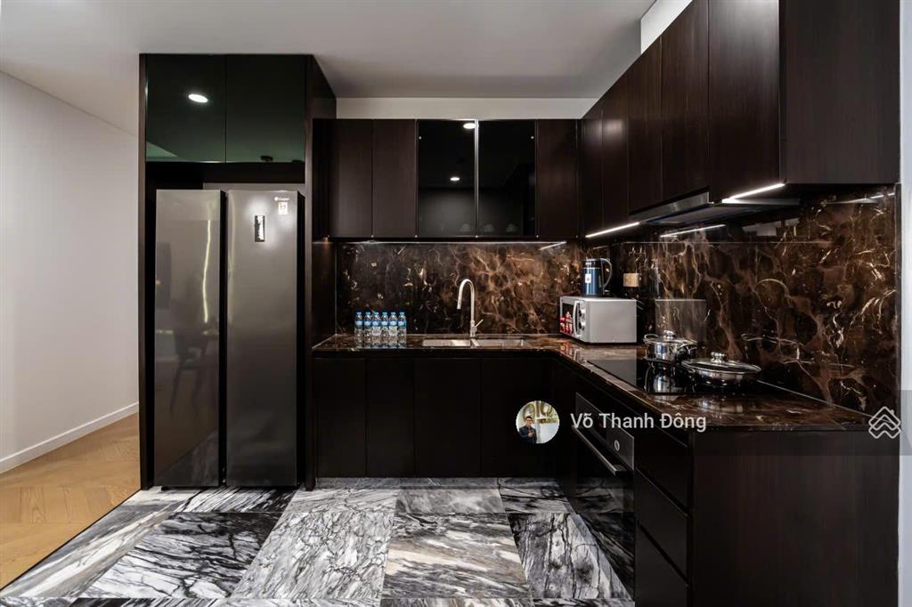 Bán 3 phòng ngủ lumiere riverside, view sông, tầng cao, giá tốt 17,5 tỷ all in, nội thất cao cấp