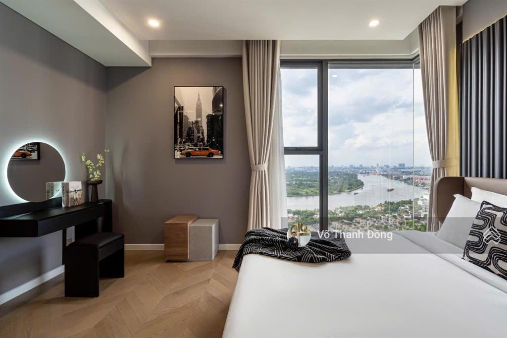 Bán 3 phòng ngủ lumiere riverside, view sông, tầng cao, giá tốt 17,5 tỷ all in, nội thất cao cấp