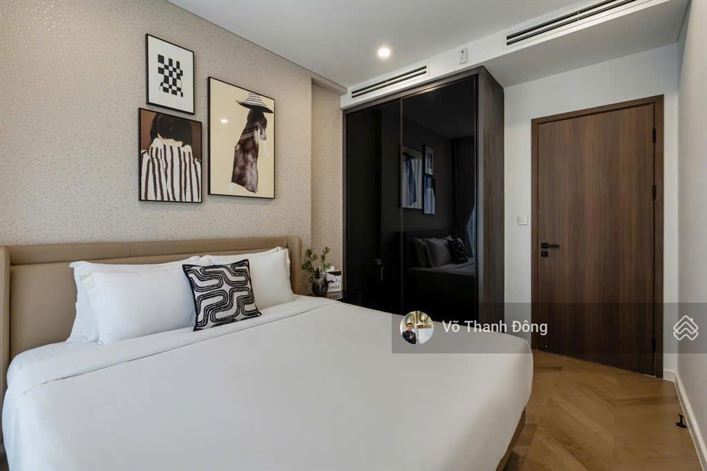 Bán 3 phòng ngủ lumiere riverside, view sông, tầng cao, giá tốt 17,5 tỷ all in, nội thất cao cấp