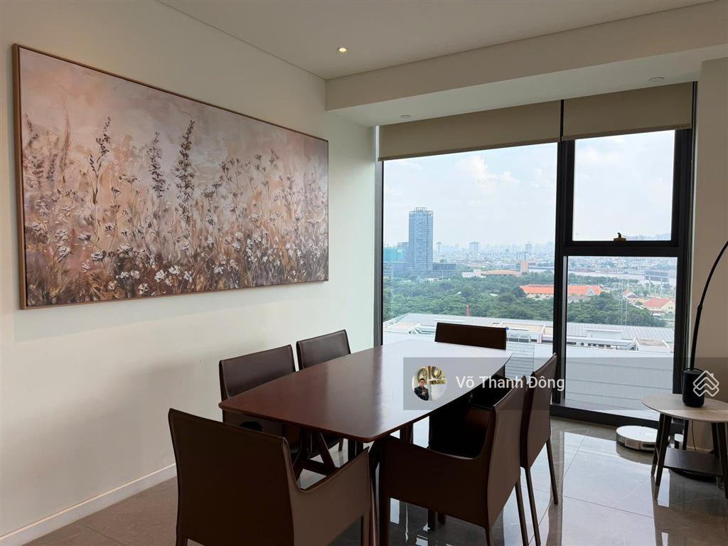 Cho thuê 4 phòng ngủ 180m2 trục hoa hậu opera metropole, view sông, full nội thất cao cấp