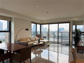 Cho thuê 4 phòng ngủ 180m2 trục hoa hậu opera metropole, view sông, full nội thất cao cấp