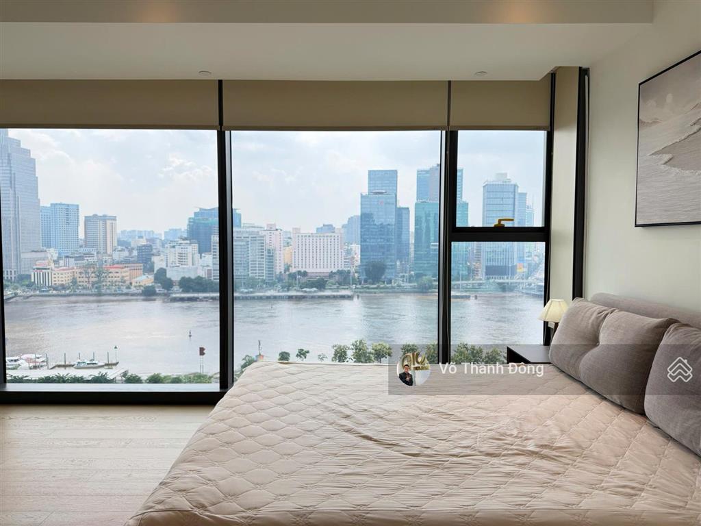 Cho thuê 4 phòng ngủ 180m2 trục hoa hậu opera metropole, view sông, full nội thất cao cấp