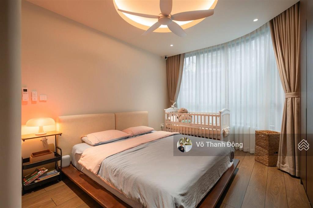 Bán 2 phòng ngủ 94m2 zeit river thủ thiêm, view thoáng, nội thất có gu, chỉ 21,5 tỷ bao hết.