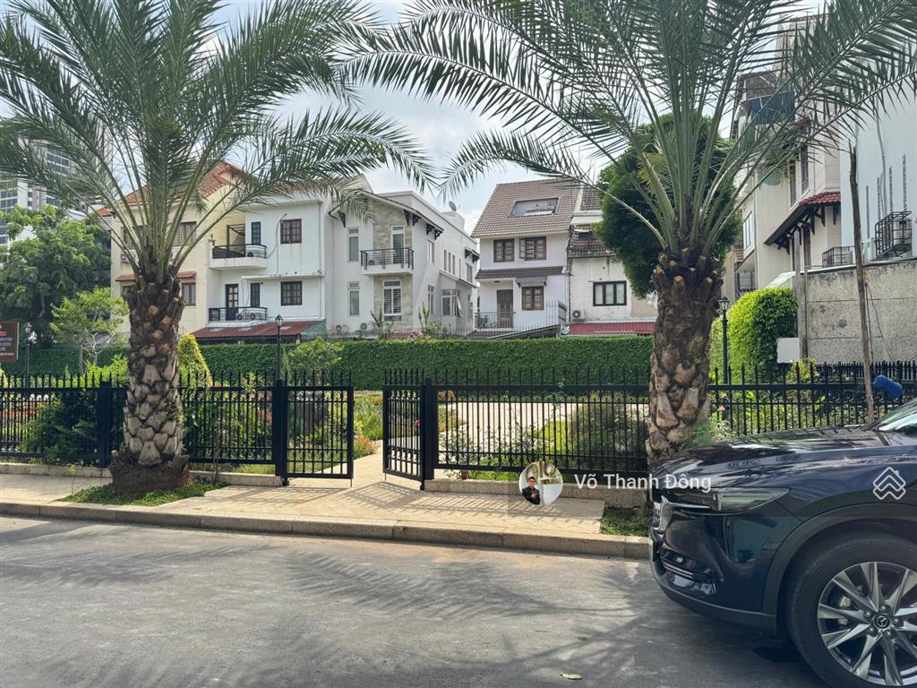 Bán đất villa tại quốc hương thảo điền, diện tích 173m2, vị trí đẹp đối diện công viên chỉ 42 tỷ