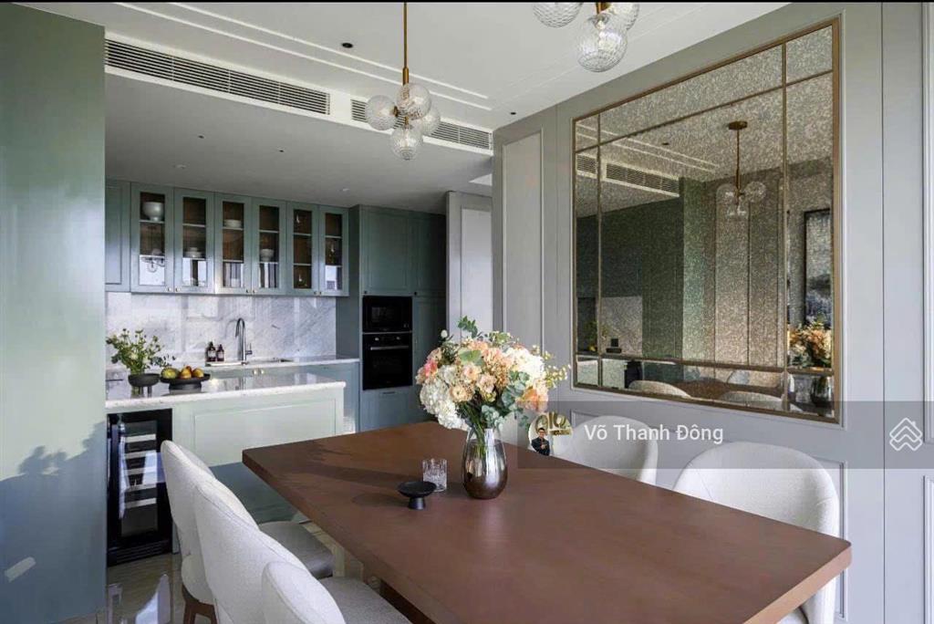 Bán căn loft 3 phòng ngủ the crest 155m2 view sông và landmark 81, nội thất đẹp, chỉ 55 tỷ