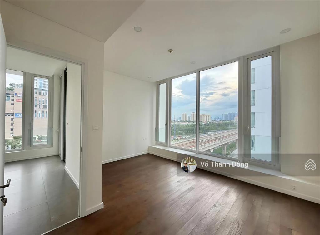 Cho thuê the berkley thảo điền 2pn 143m2, nội thất cơ bản, giá 85 triệu bao phí