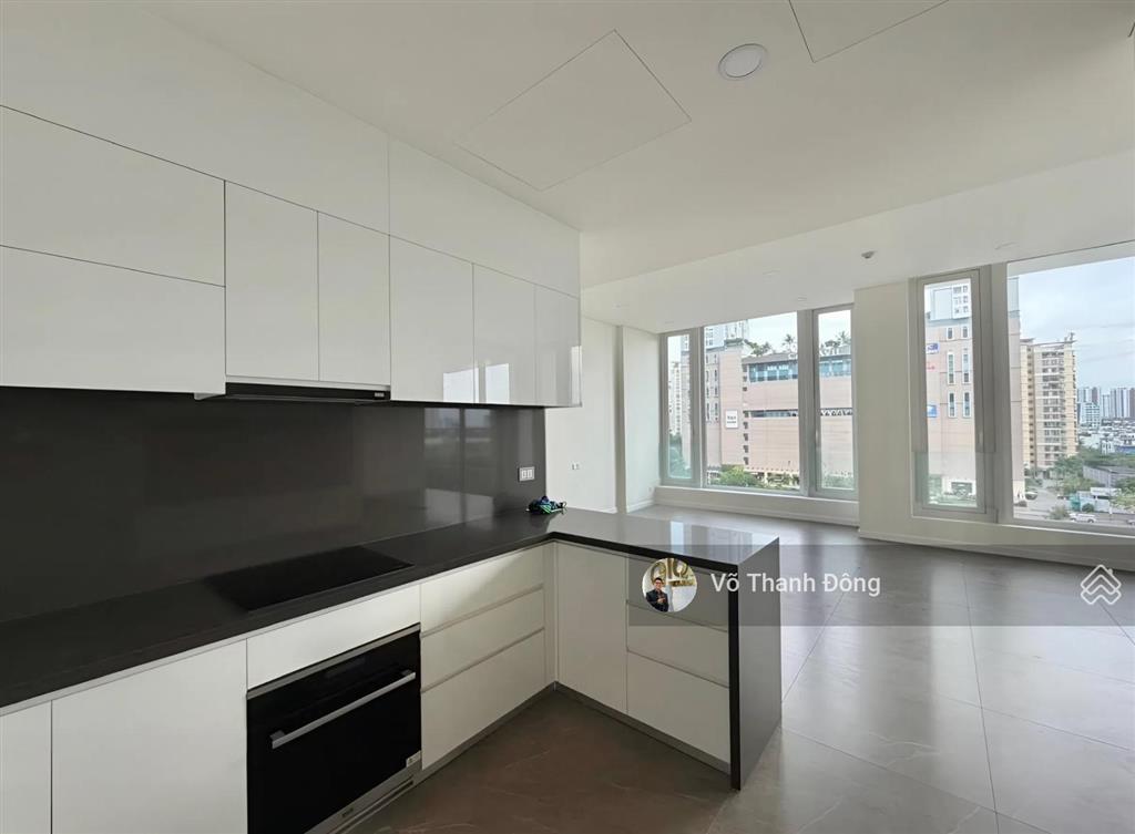 Cho thuê the berkley thảo điền 2pn 143m2, nội thất cơ bản, giá 85 triệu bao phí