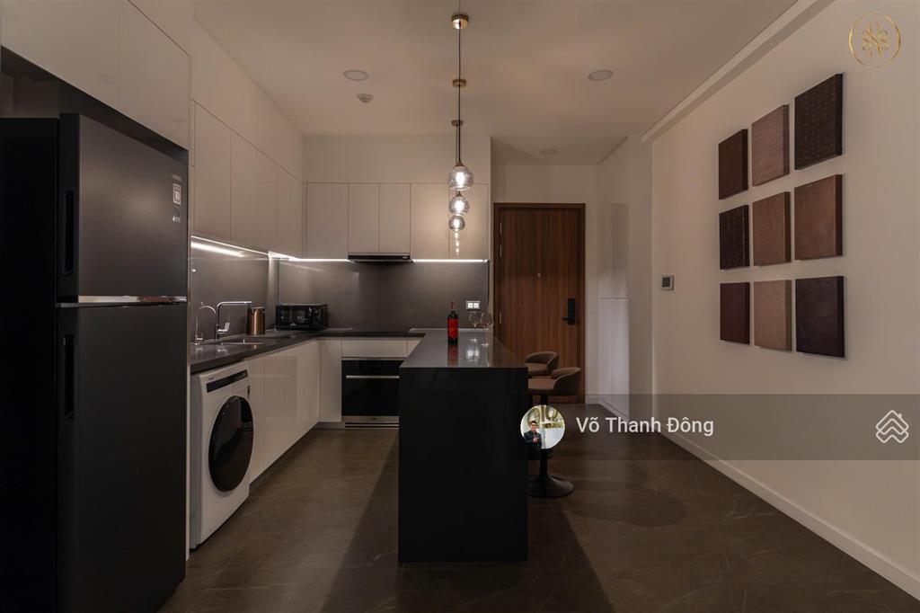 Cho thuê 2 phòng ngủ 81m2 the berkley, full nội thất đẹp, nhà mới 100%, giá 45 triệu bao phí