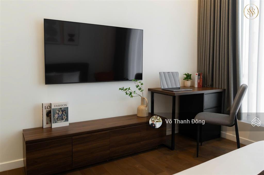 Cho thuê 2 phòng ngủ 81m2 the berkley, full nội thất đẹp, nhà mới 100%, giá 45 triệu bao phí