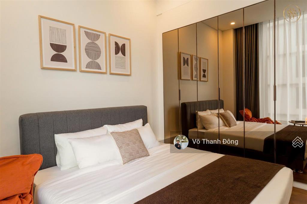 Cho thuê 2 phòng ngủ 81m2 the berkley, full nội thất đẹp, nhà mới 100%, giá 45 triệu bao phí