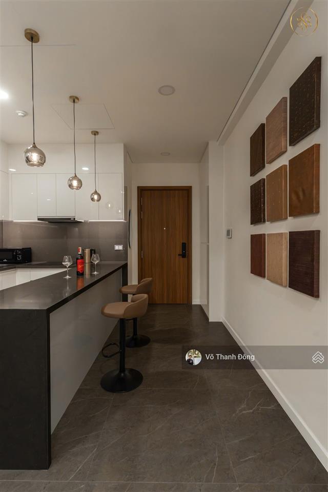 Cho thuê 2 phòng ngủ 81m2 the berkley, full nội thất đẹp, nhà mới 100%, giá 45 triệu bao phí