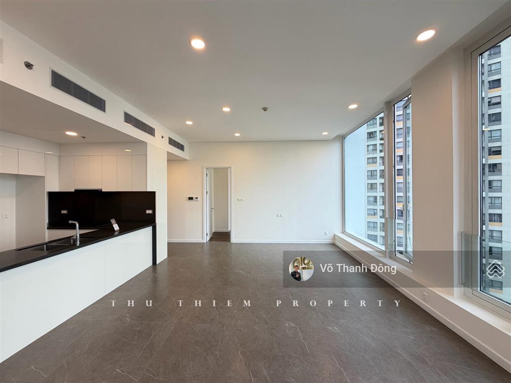 Cho thuê 2 phòng ngủ 116m2 the berkley, nội thất cơ bản, nhà mới 100%, giá 60 triệu bao phí