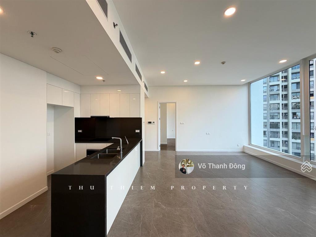 Cho thuê 2 phòng ngủ 116m2 the berkley, nội thất cơ bản, nhà mới 100%, giá 60 triệu bao phí