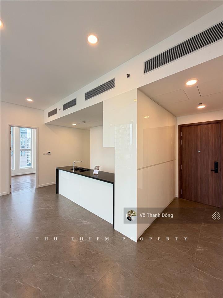 Cho thuê 2 phòng ngủ 116m2 the berkley, nội thất cơ bản, nhà mới 100%, giá 60 triệu bao phí