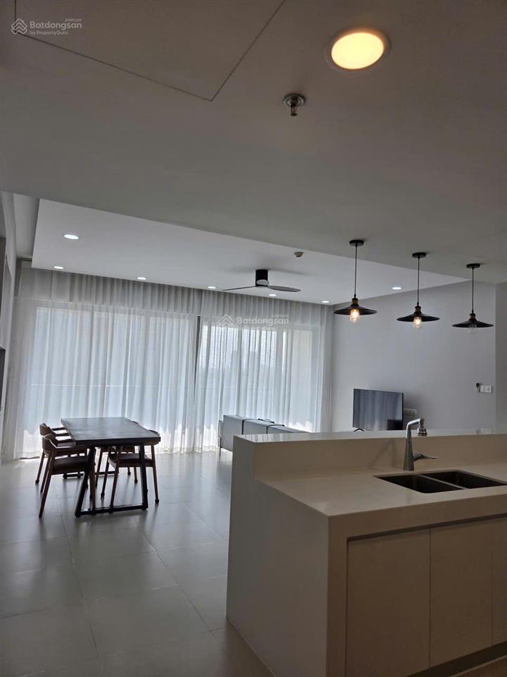 Cho thuê 4 phòng ngủ 142m2 gateway thảo điền, view sông, landmark 81, giá 90 triệu/tháng