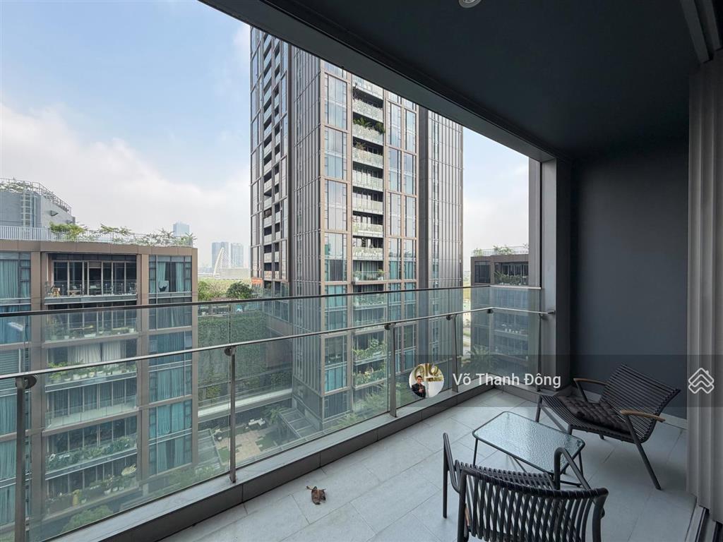 Cho thuê 3 phòng ngủ 154m2 empire, view nội khu xanh mát, full nội thất đẹp, giá chỉ 60 triệu