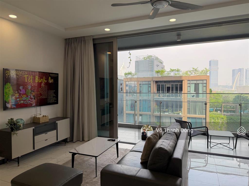 Cho thuê 3 phòng ngủ 154m2 empire, view nội khu xanh mát, full nội thất đẹp, giá chỉ 60 triệu