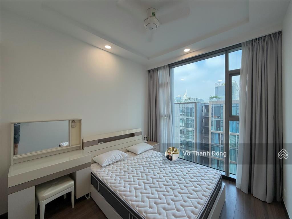 Cho thuê 3 phòng ngủ 154m2 empire, view nội khu xanh mát, full nội thất đẹp, giá chỉ 60 triệu