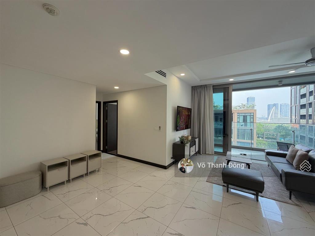 Cho thuê 3 phòng ngủ 154m2 empire, view nội khu xanh mát, full nội thất đẹp, giá chỉ 60 triệu