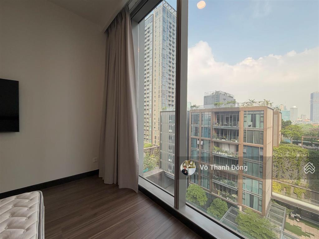 Cho thuê 3 phòng ngủ 154m2 empire, view nội khu xanh mát, full nội thất đẹp, giá chỉ 60 triệu
