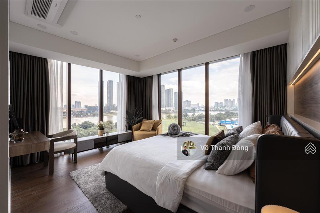 Cho thuê 4 phòng ngủ galleria metropole, 170m², view sông trực diện, nội thất cao cấp