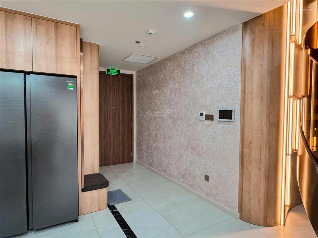 Cho thuê penthouse duplex the crest 3 phòng ngủ 150m2, nội thất đẹp, view sông, view pháo hoa