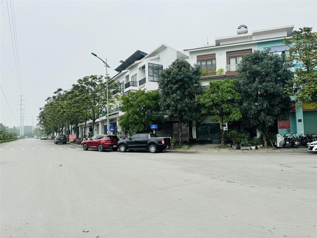 Hot! bán liền kề shophouse ở foresa xuân phương tasco, mặt đường 40m diện tích 90m2, mặt tiền 6m